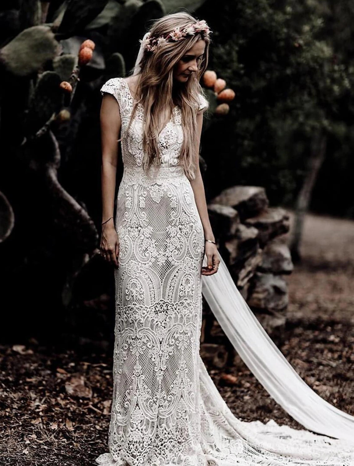 wholesale  Beach Boho Wedding Dresses Mermaid / Trumpet V Neck Cap Sleeve Court Train Lace Bridal Gowns With Appliques Solid Color