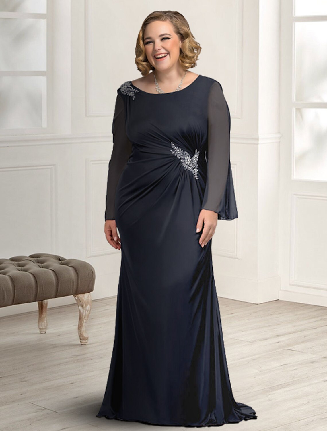 wholesale  Sheath / Column Mother of the Bride Dress Plus Size Elegant Jewel Neck Sweep / Brush Train Chiffon Long Sleeve with Ruched Crystal Brooch