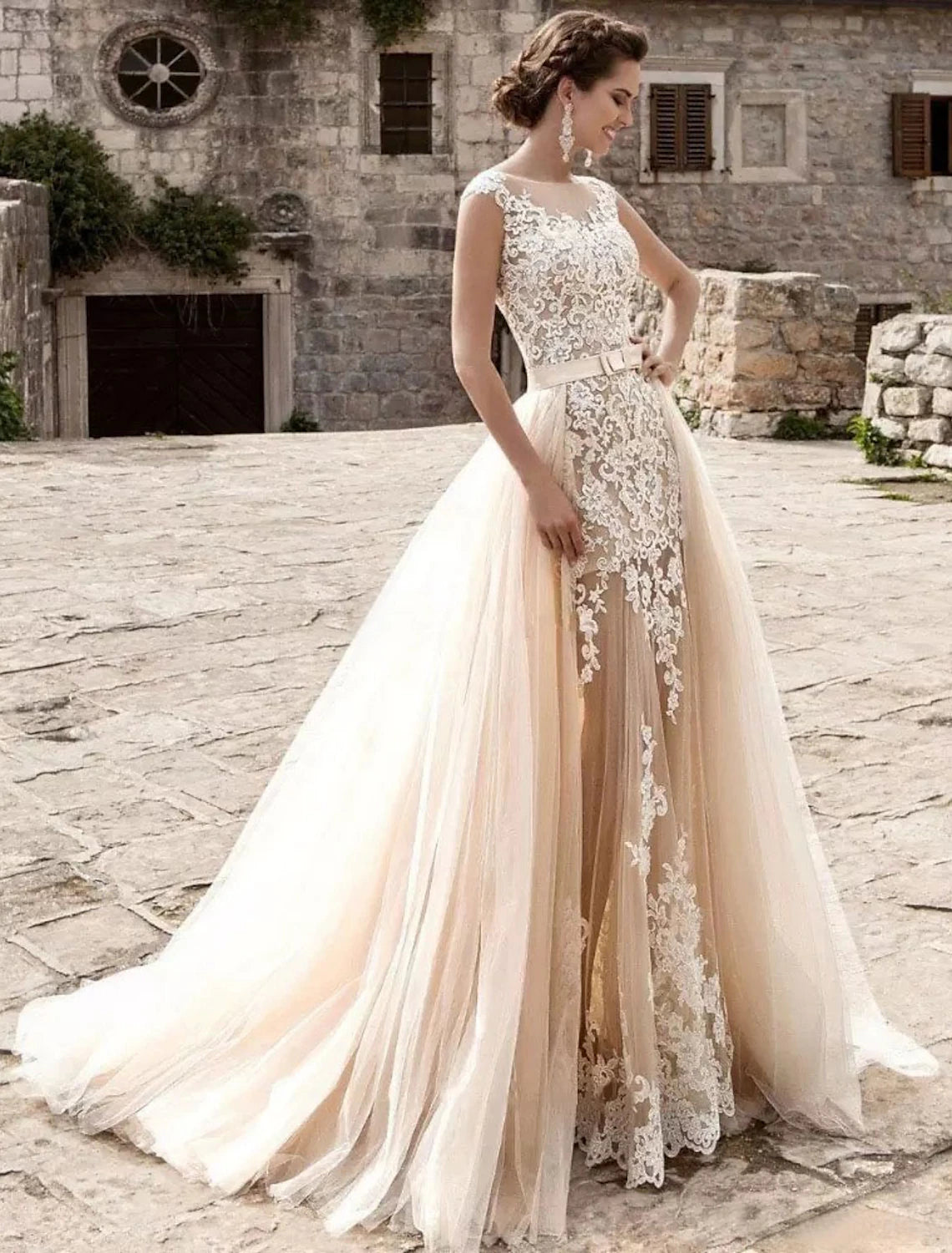 wholesale  Engagement Formal Wedding Dresses Mermaid / Trumpet Illusion Neck Cap Sleeve Court Train Lace Bridal Gowns With Appliques