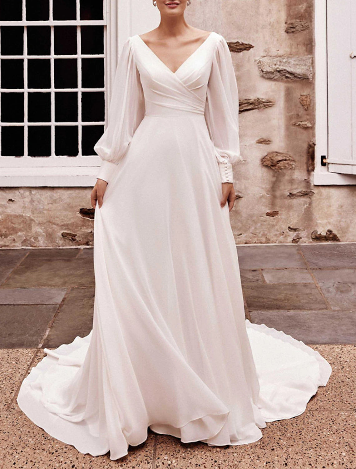 Wholesa Hall Casual Wedding Dresses A-Line V Neck Long Sleeve Court Train Chiffon Bridal Gowns With Solid Color