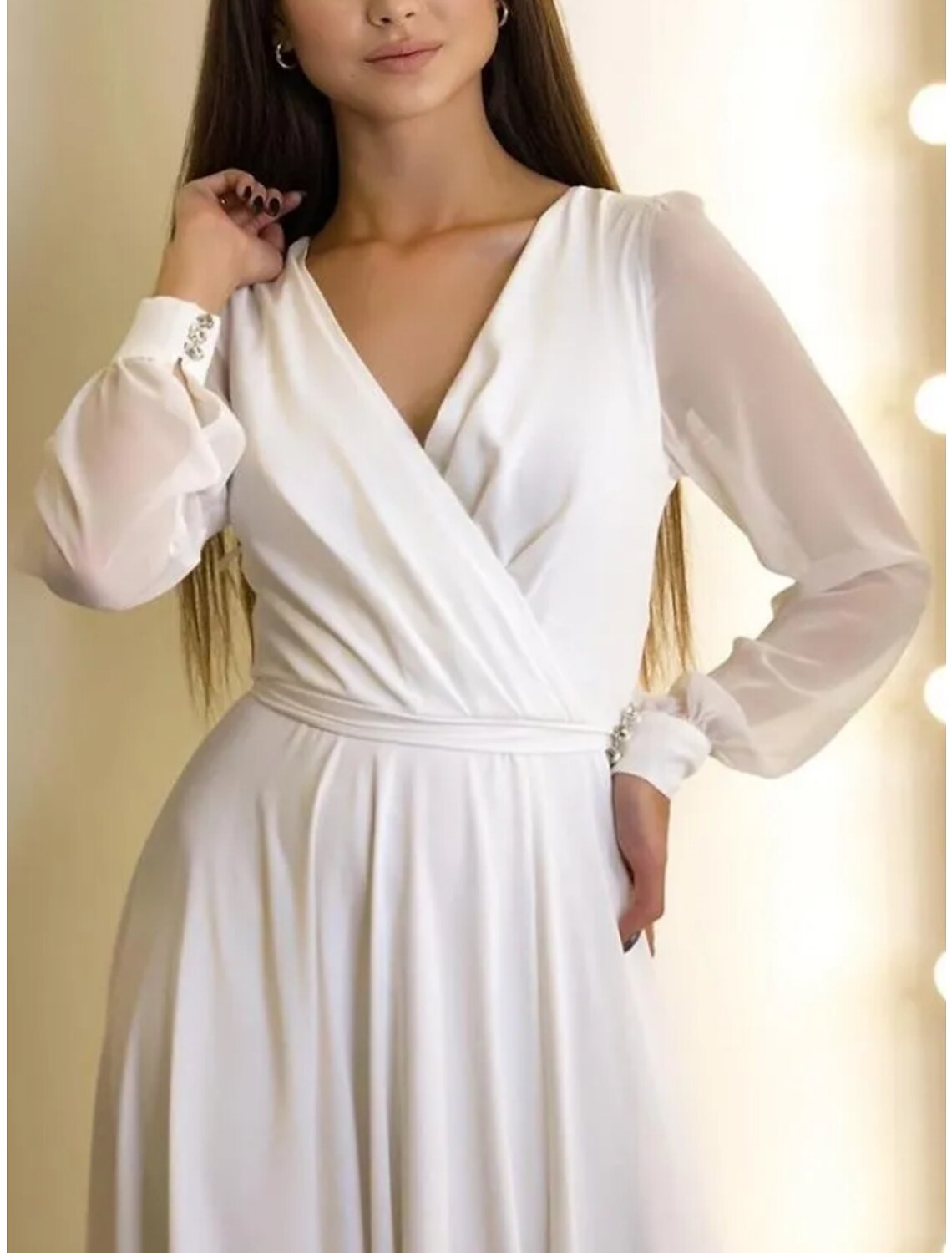 Wholesa Little White Dresses Wedding Dresses A-Line V Neck Long Sleeve Sweep / Brush Train Chiffon Bridal Gowns With Pleats Solid Color