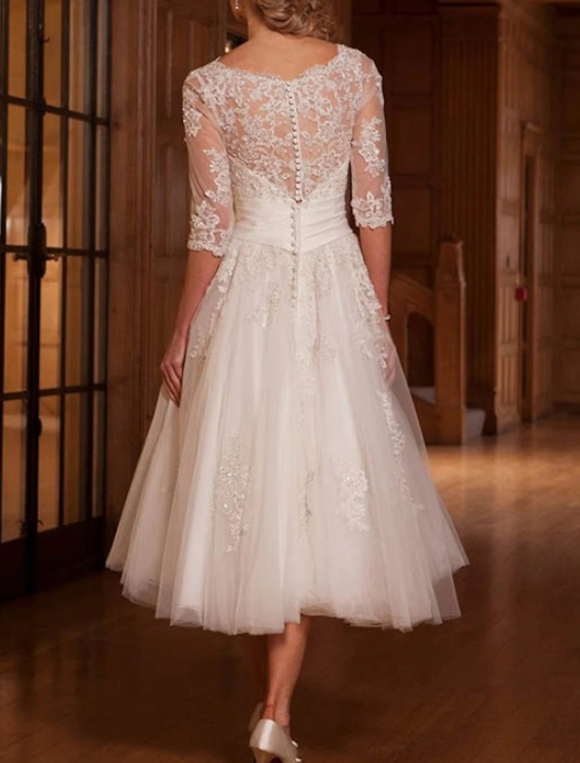 Wholesa Reception Vintage 1940s / 1950s Simple Wedding Dresses Wedding Dresses A-Line V Neck Cap Sleeve Tea Length Lace Bridal Gowns With Lace Lace Insert