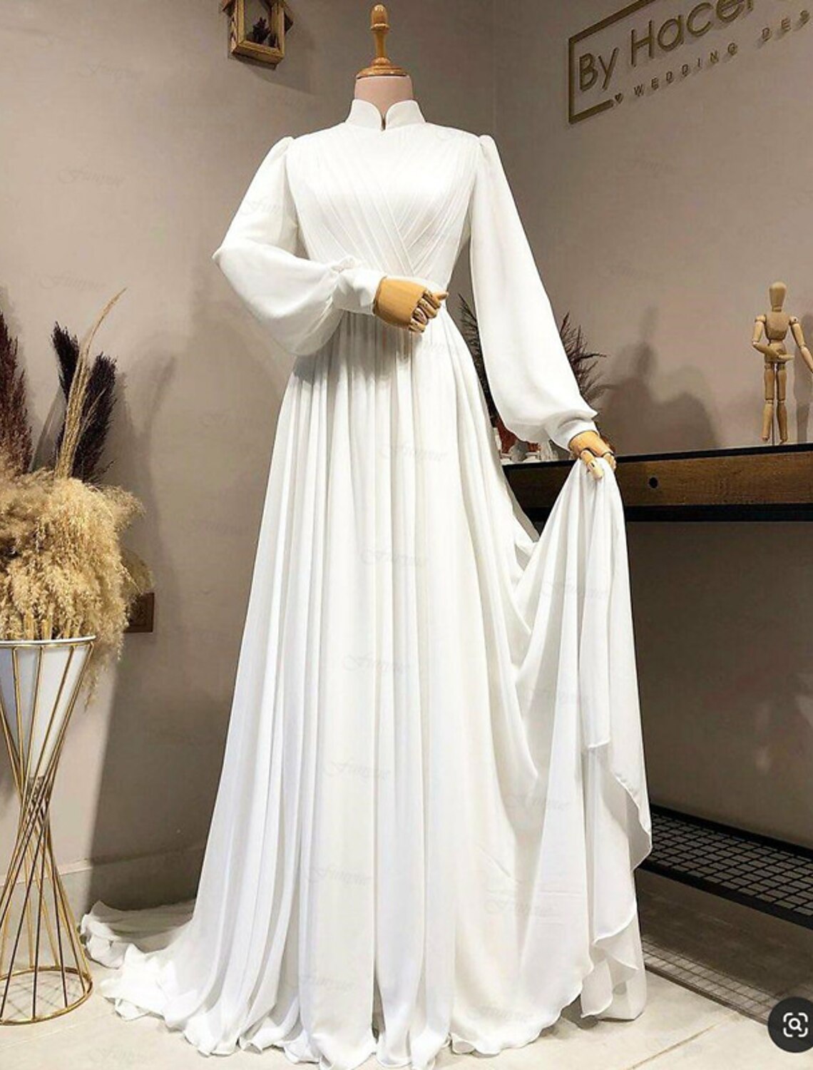 wholesale Hall Vintage 1940s / 1950s Casual Fall Wedding Dresses A-Line High Neck Long Sleeve Court Train Chiffon Bridal Gowns With Pleats Solid Color