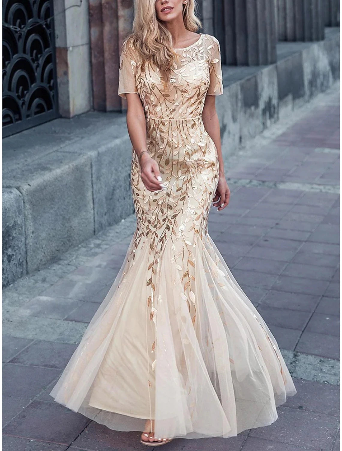 Wholesa Mermaid / Trumpet Mother of the Bride Dress Wedding Guest Elegant Sparkle & Shine Jewel Neck Floor Length Sequined Short Sleeve with Pleats Sequin