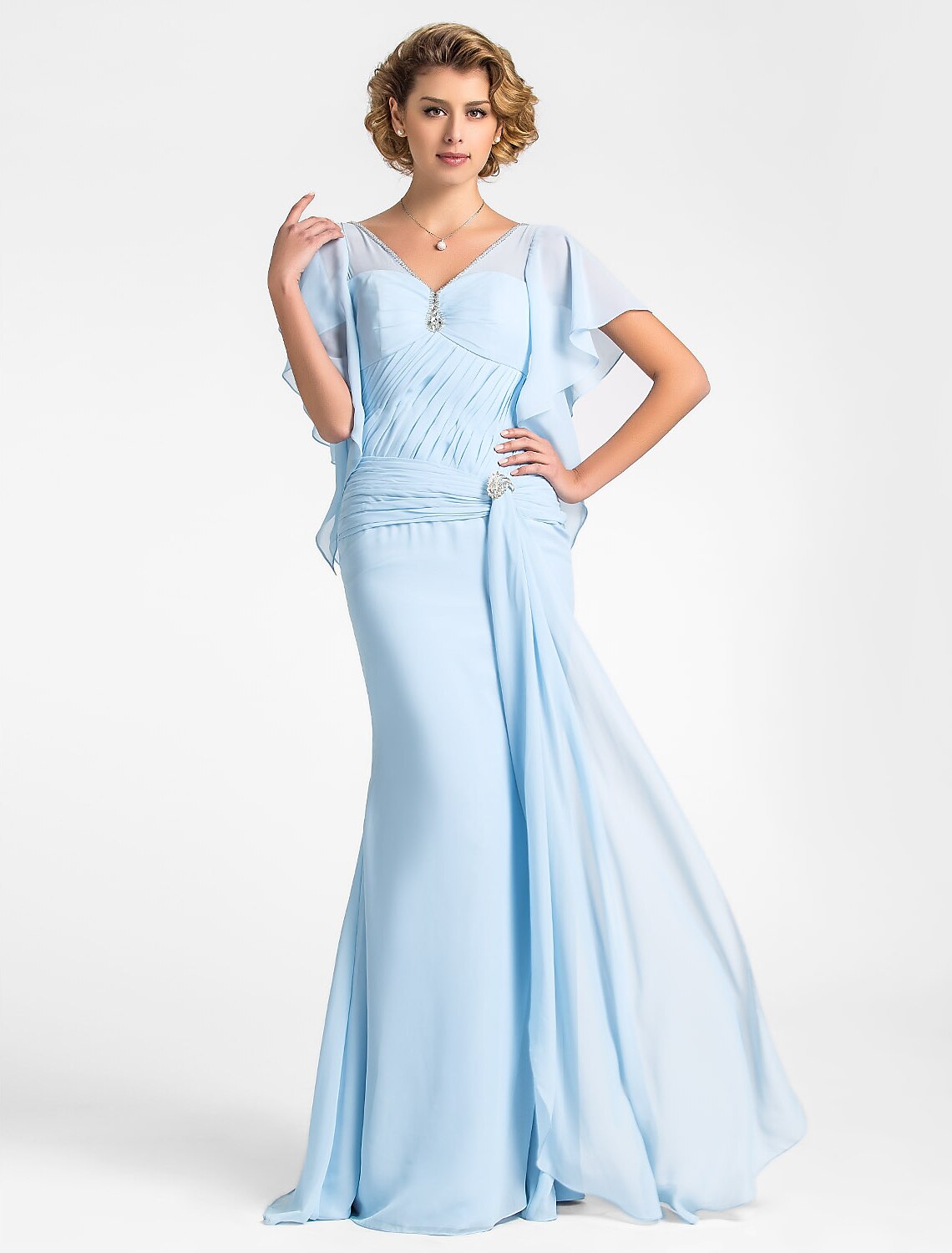 wholesale Mermaid / Trumpet Mother of the Bride Dress Vintage Inspired V Neck Floor Length Chiffon Short Sleeve with Beading Side Draping Crystal Brooch