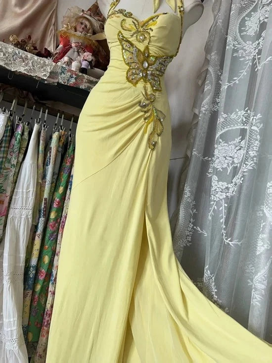 Vibrant Fitted Halter Neck Sleeveless Lace-up Mermaid Prom Dress