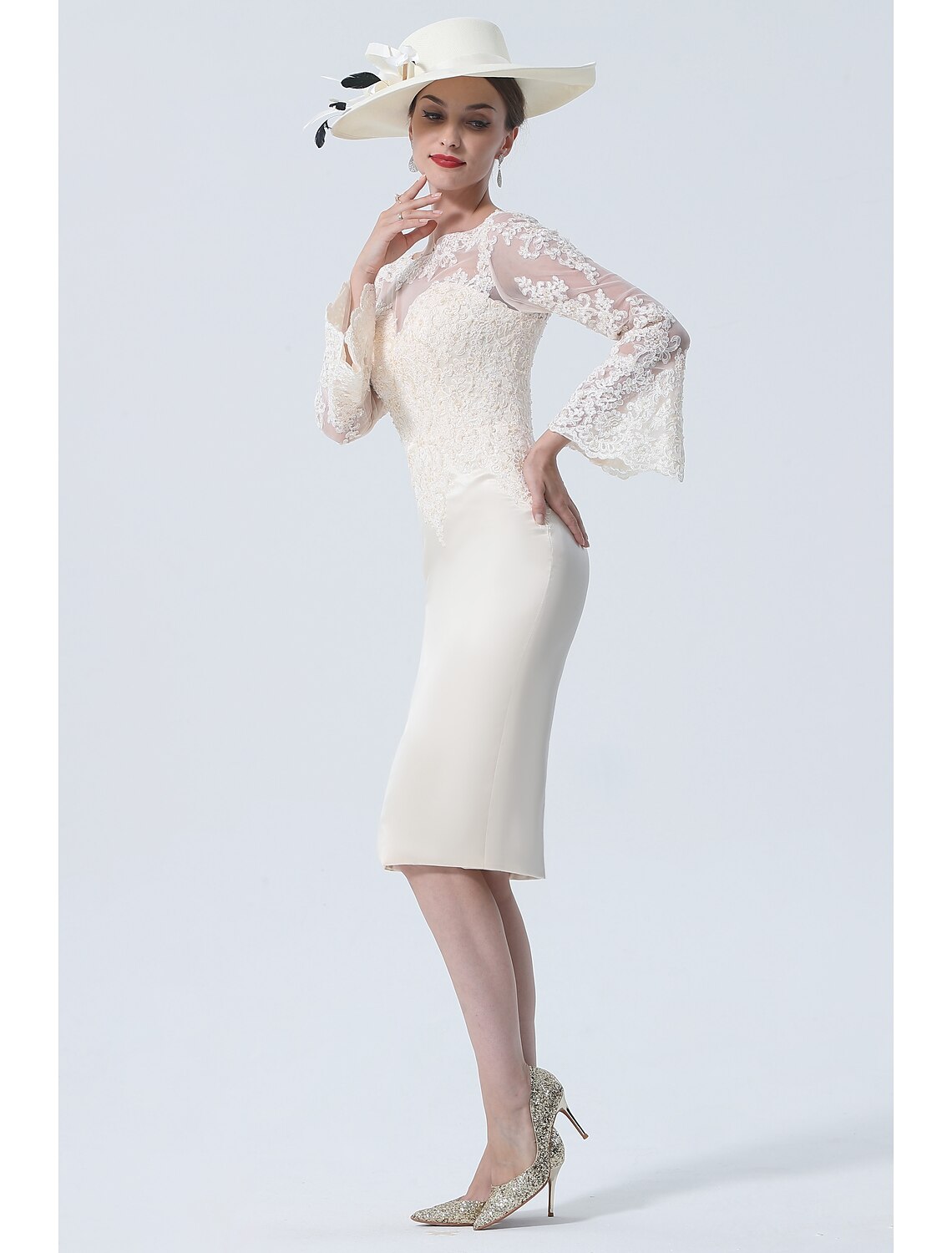 wholesale  Sheath / Column Mother of the Bride Dress Vintage Plus Size Elegant Jewel Neck Knee Length Satin Lace Long Sleeve with Lace