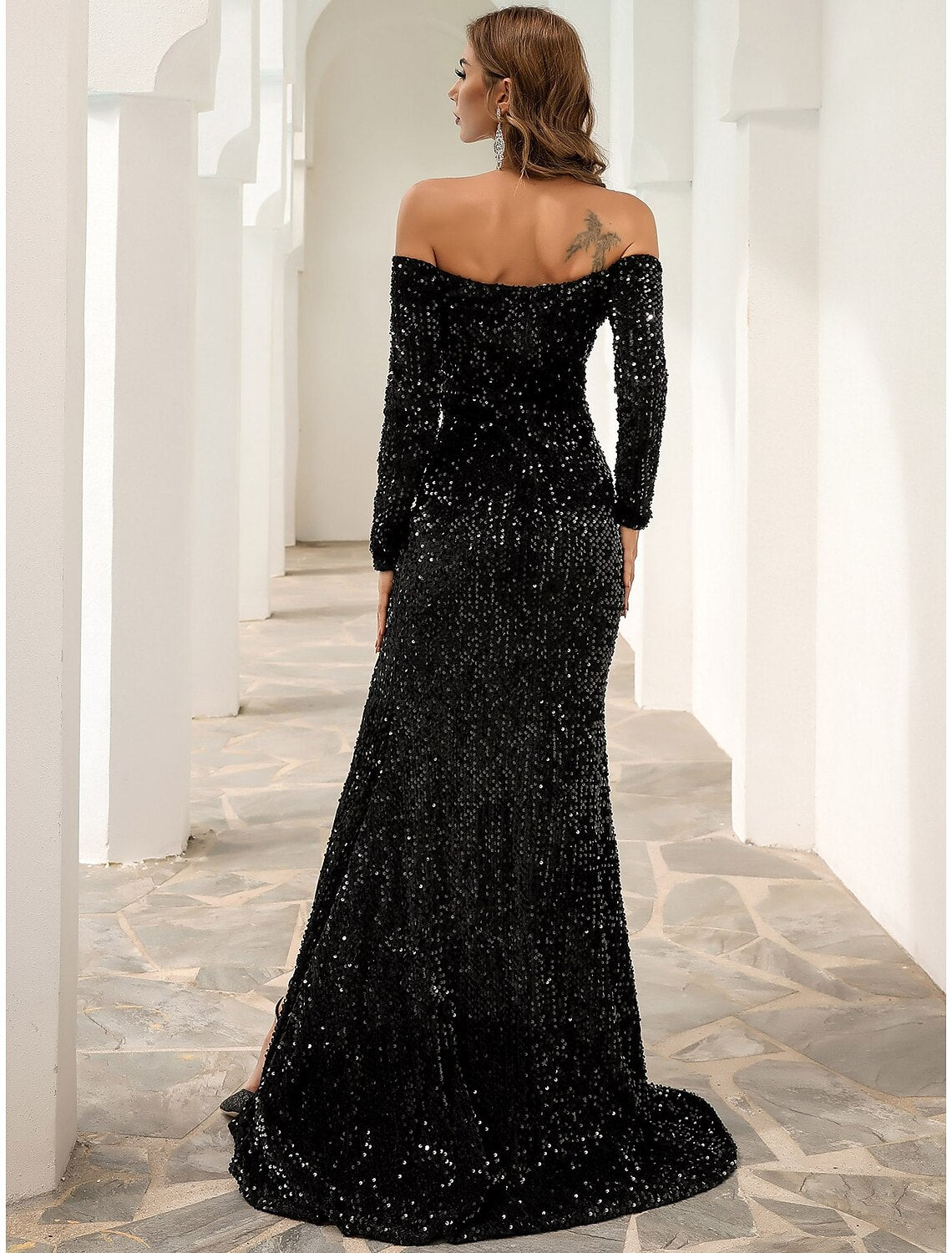 Wholesa A-Line Evening Gown Sparkle & Shine Dress Formal Fall Sweep / Brush Train Long Sleeve Off Shoulder Velvet with Sequin Slit