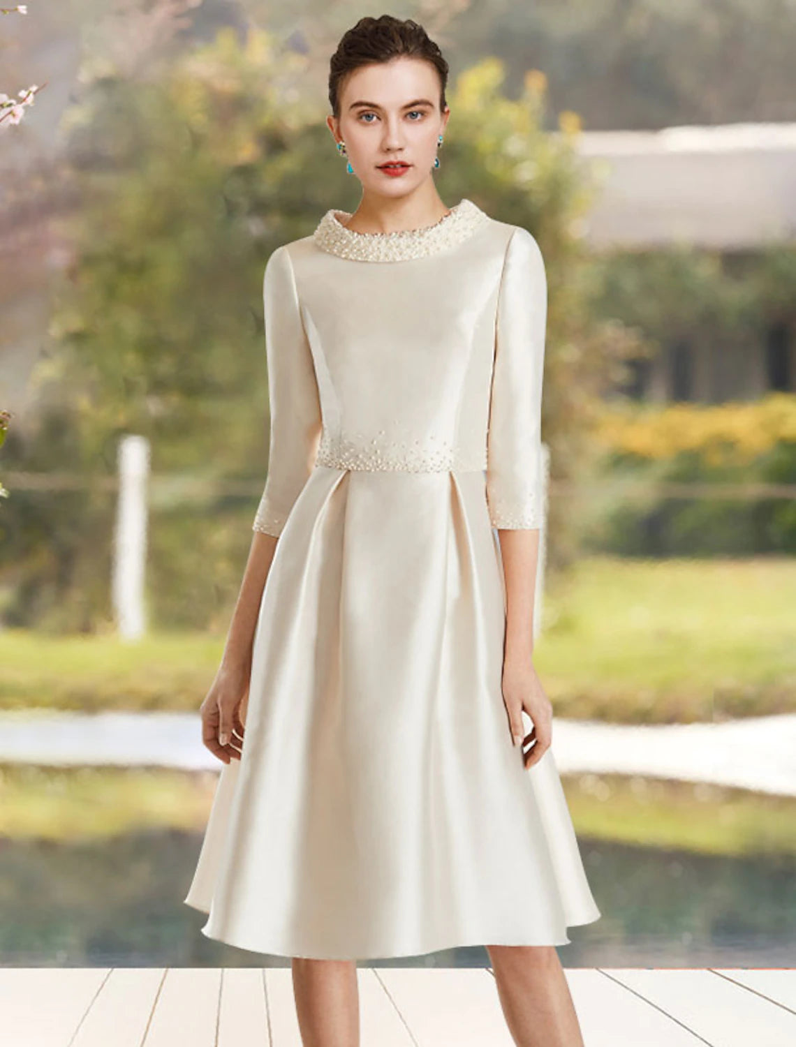 wholesale  A-Line Mother of the Bride Dress Wedding Guest Elegant Jewel Neck Knee Length Satin Half Sleeve with Beading