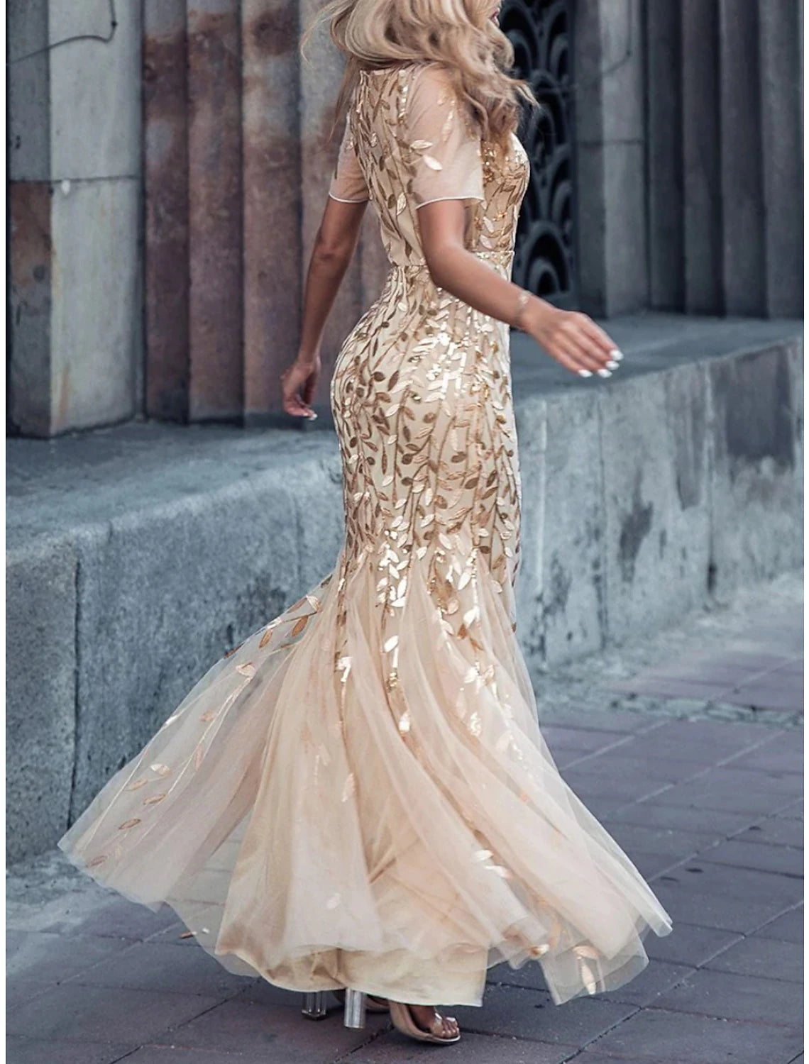 Wholesa Mermaid / Trumpet Mother of the Bride Dress Wedding Guest Elegant Sparkle & Shine Jewel Neck Floor Length Sequined Short Sleeve with Pleats Sequin