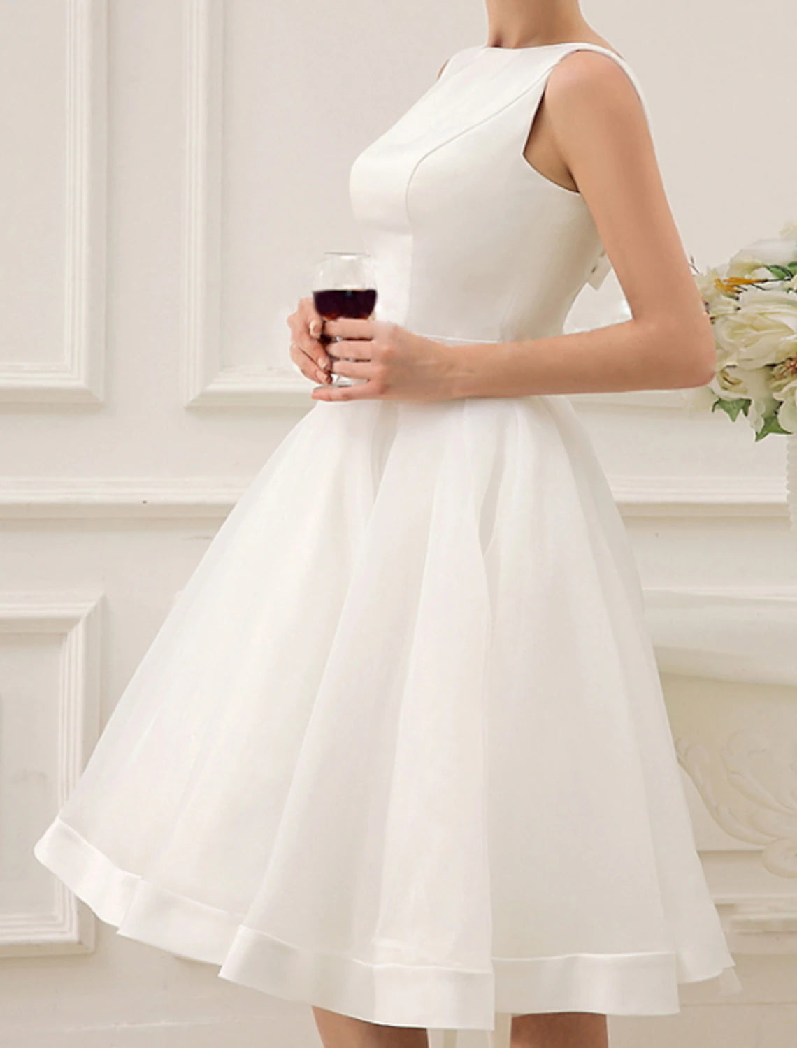 Wholesa Reception Vintage 1940s / 1950s Little White Dresses Wedding Dresses A-Line Scoop Neck Sleeveless Knee Length Satin Bridal Gowns With Bow(s)