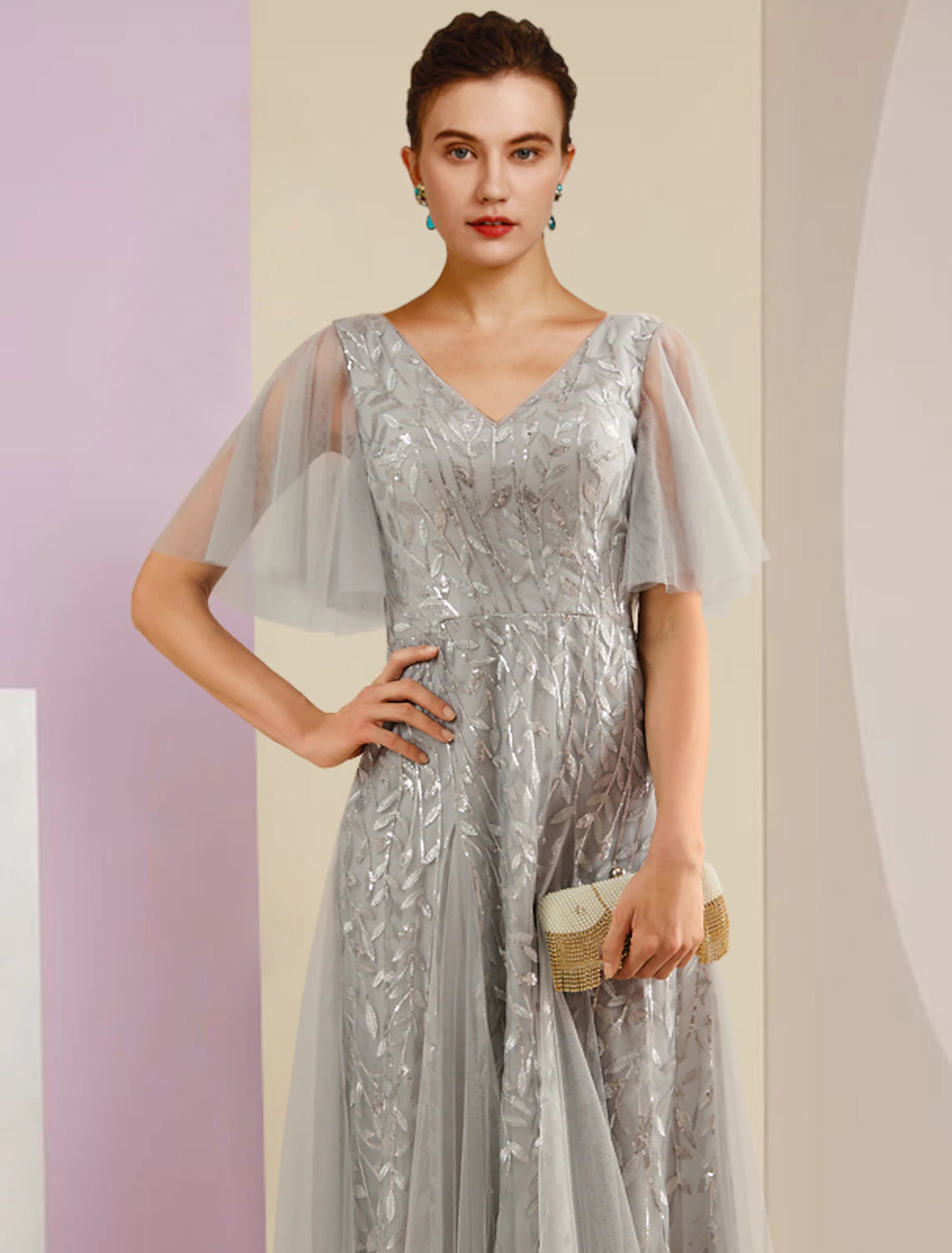 wholesale  Sheath / Column Mother of the Bride Dress Party Sparkle & Shine V Neck Floor Length Lace Tulle Short Sleeve with Pleats Sequin