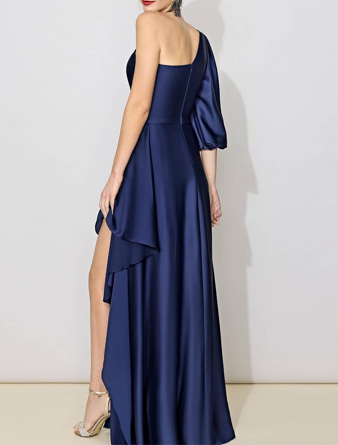 Wholesa  A-Line Bridesmaid Dress One Shoulder Half Sleeve Elegant Floor Length Satin with Ruching