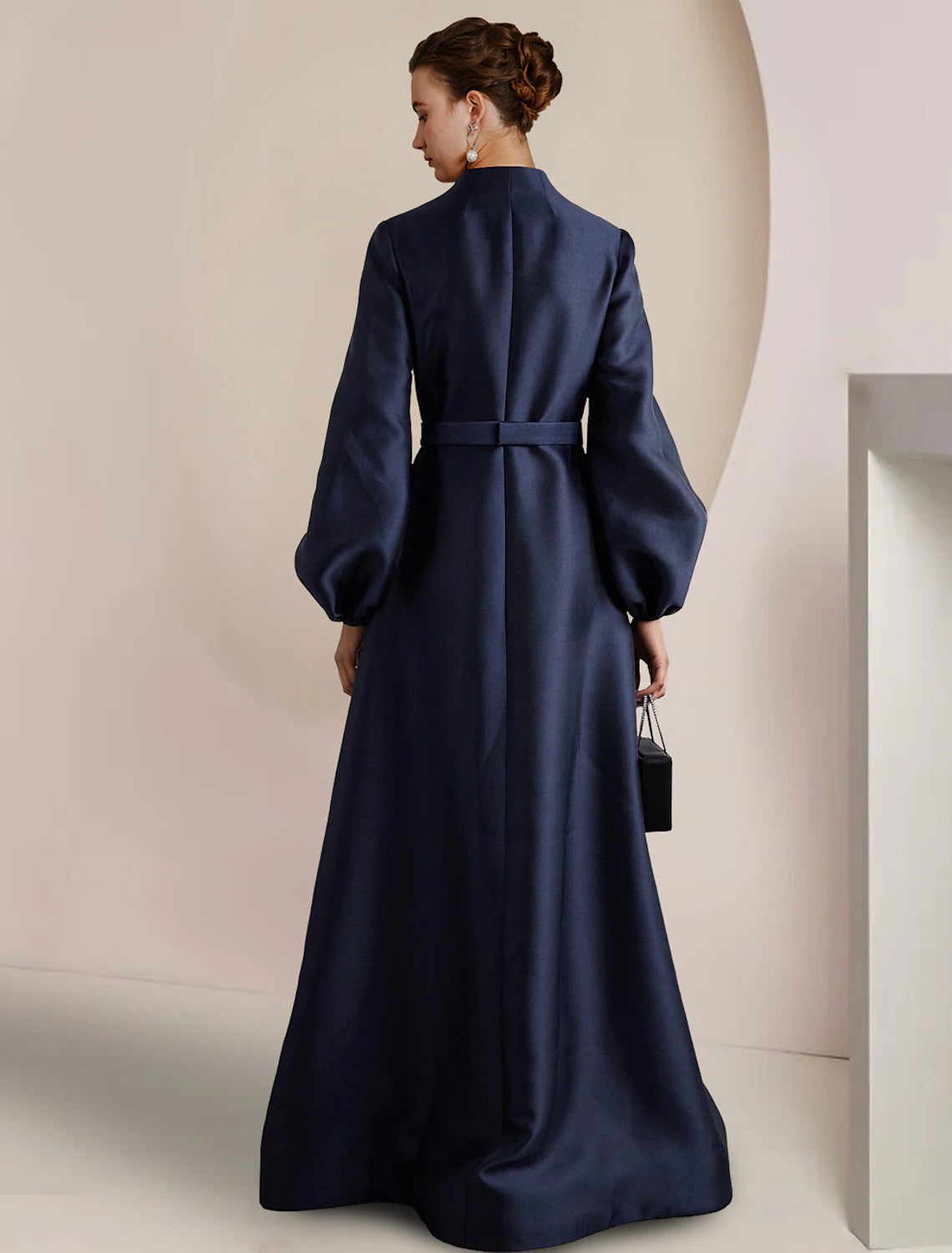 wholesale  A-Line Mother of the Bride Dress Wedding Guest Party Elegant V Neck Floor Length Satin Long Sleeve with Pearls Crystal Brooch