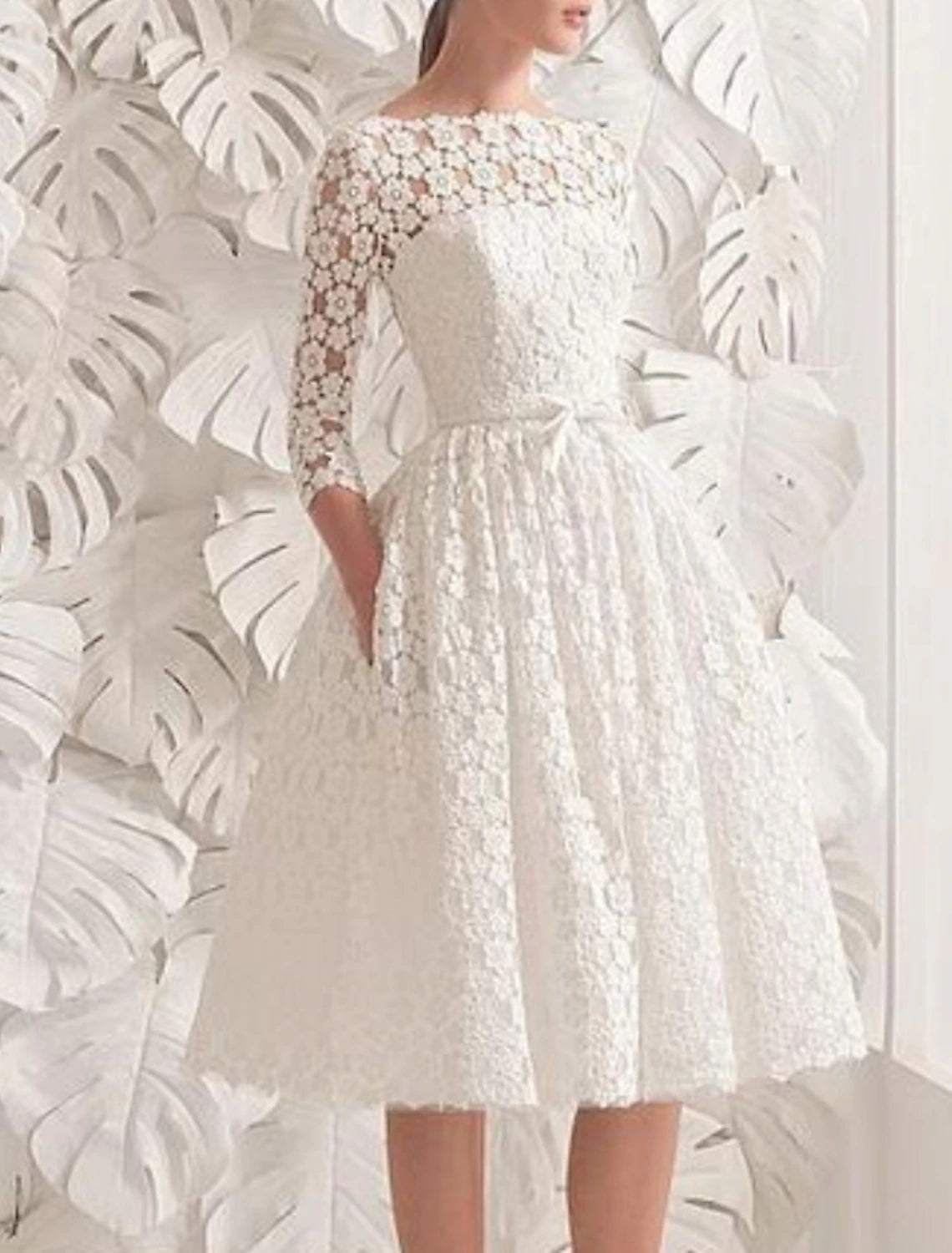 Wholesa Reception Vintage 1940s / 1950s Simple Wedding Dresses Wedding Dresses A-Line Illusion Neck 3/4 Length Sleeve Tea Length Lace Bridal Gowns With Appliques