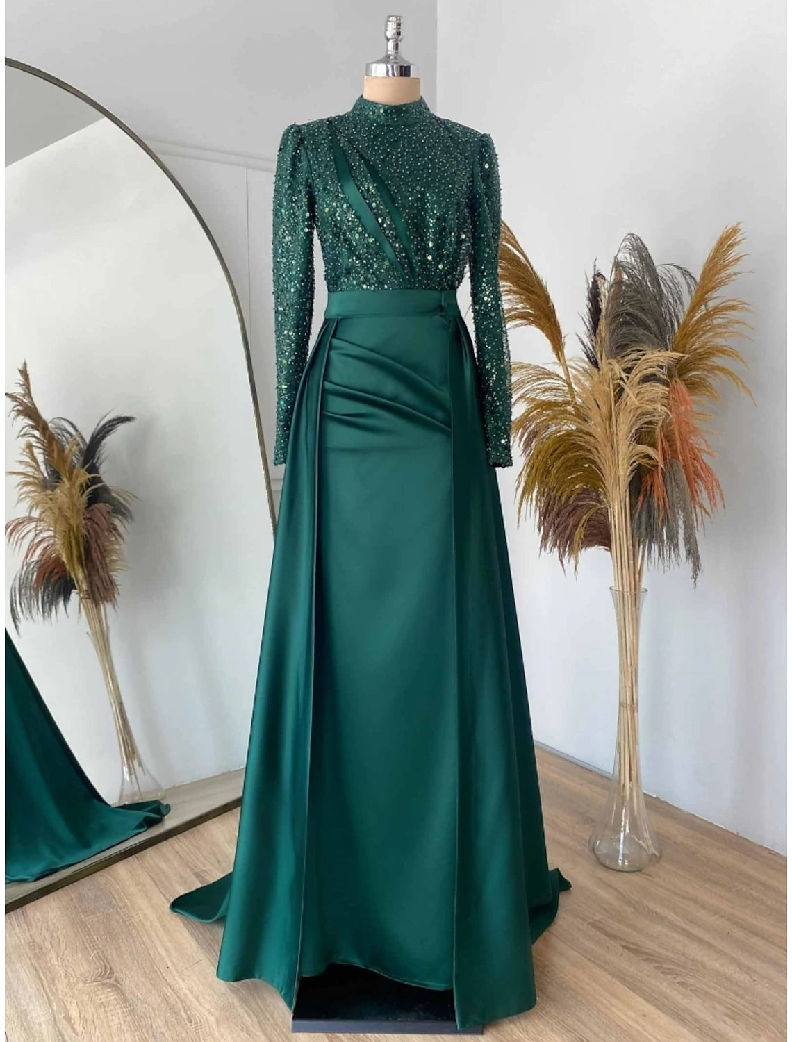 Wholesa  Sheath Formal Dress Evening Gown Christmas Red Green Dress Formal Sweep / Brush Train Long Sleeve Jewel Neck Satin with Pleats Ruched Sequin