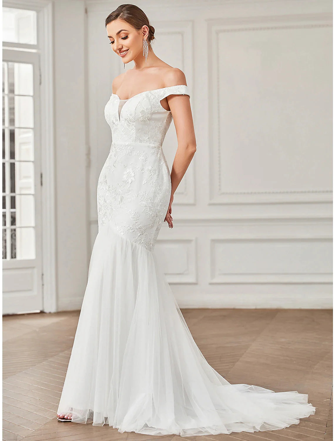 Wholesa Beach Vintage Wedding Dresses Sweep / Brush Train A-Line Cap Sleeve Off Shoulder Lace With Lace Appliques