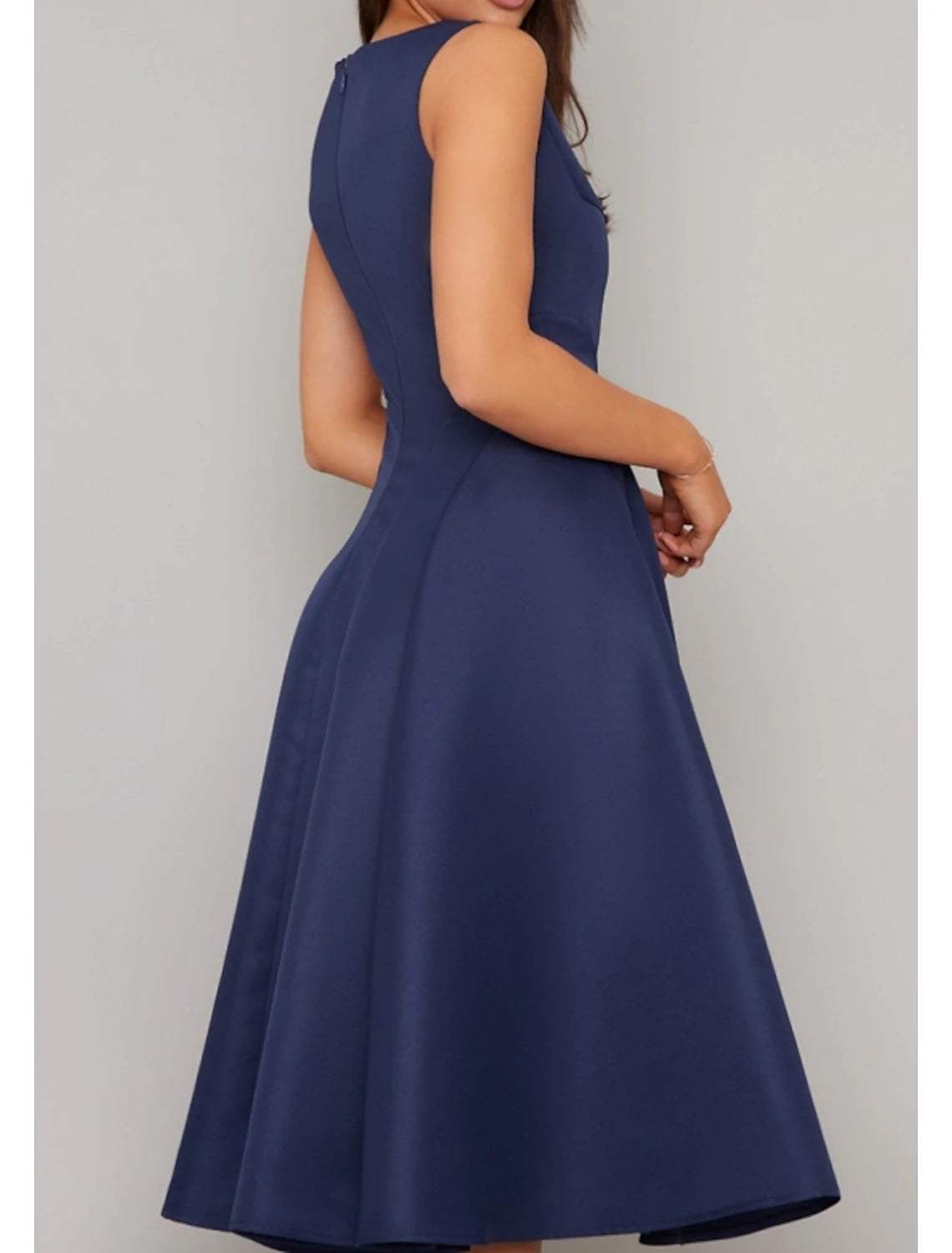 Wholesa A-Line Mother of the Bride Dress Elegant Jewel Neck Tea Length Satin Sleeveless with Pleats