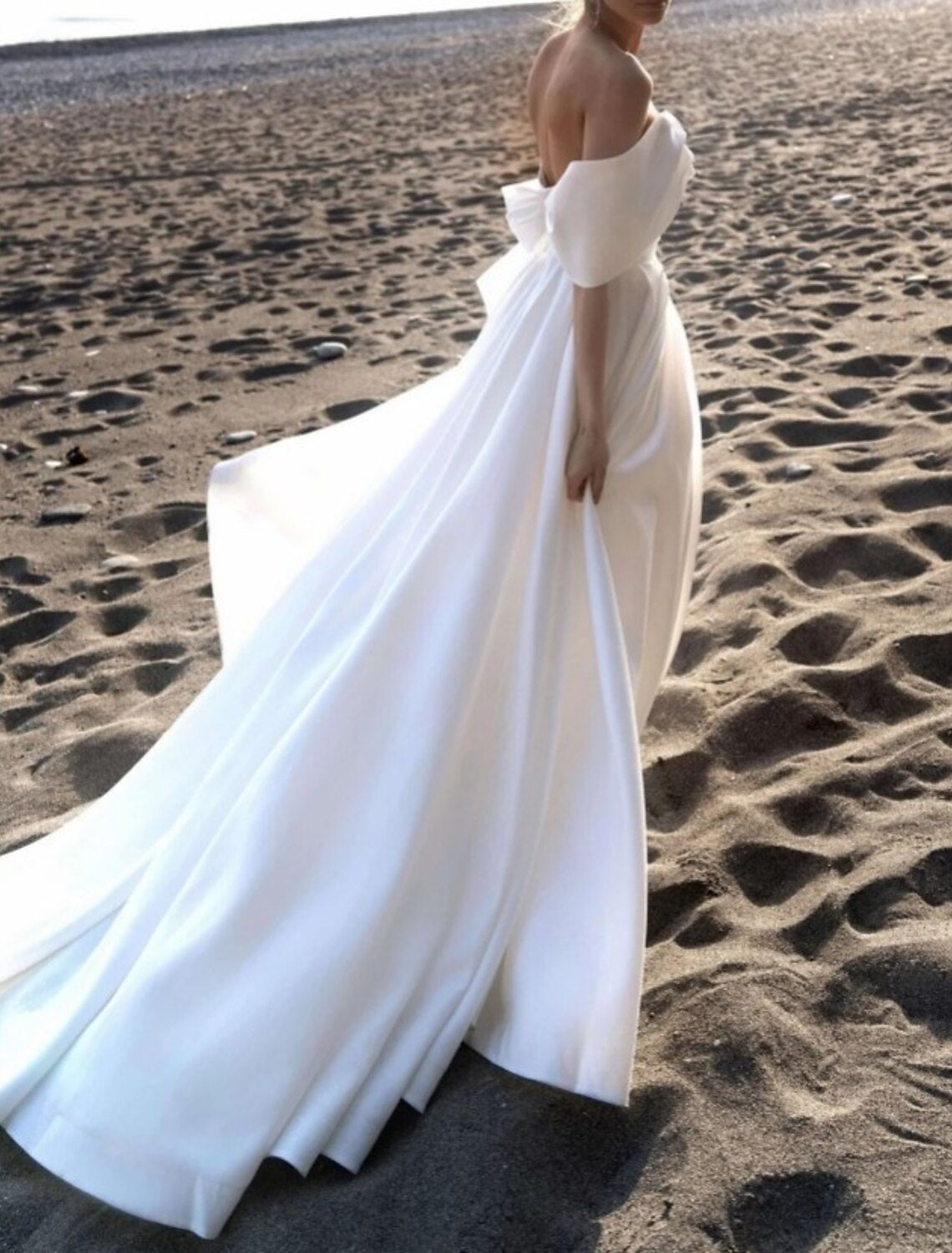 Wholesa Beach Wedding Dresses A-Line One Shoulder Cap Sleeve Court Train Satin Bridal Gowns With Bow(s) Pleats