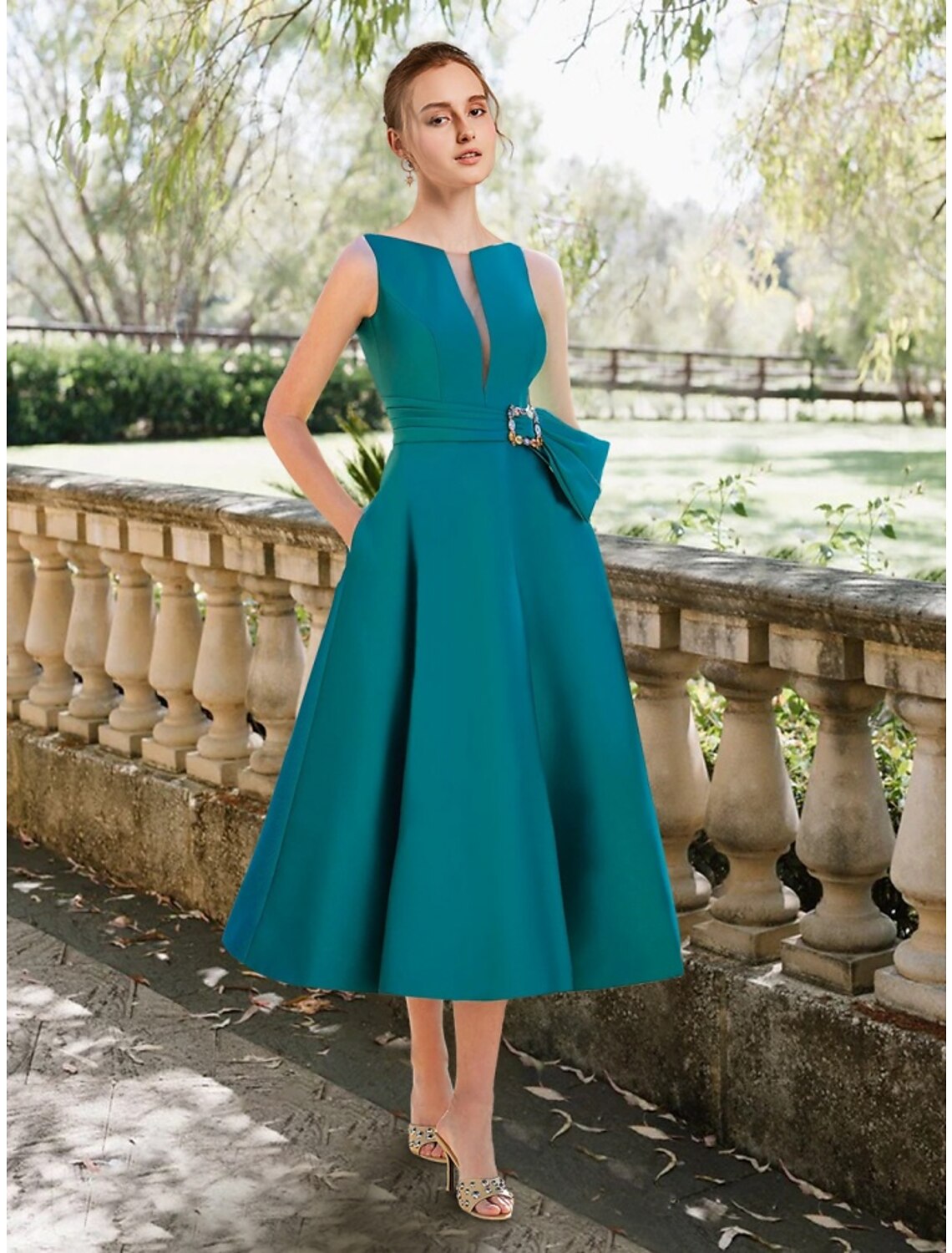 Wholesa  A-Line Cocktail Dresses Elegant Dress Cocktail Party Tea Length Christmas Red Green Dress Sleeveless Scoop Neck Satin with Pleats Ruched Crystals