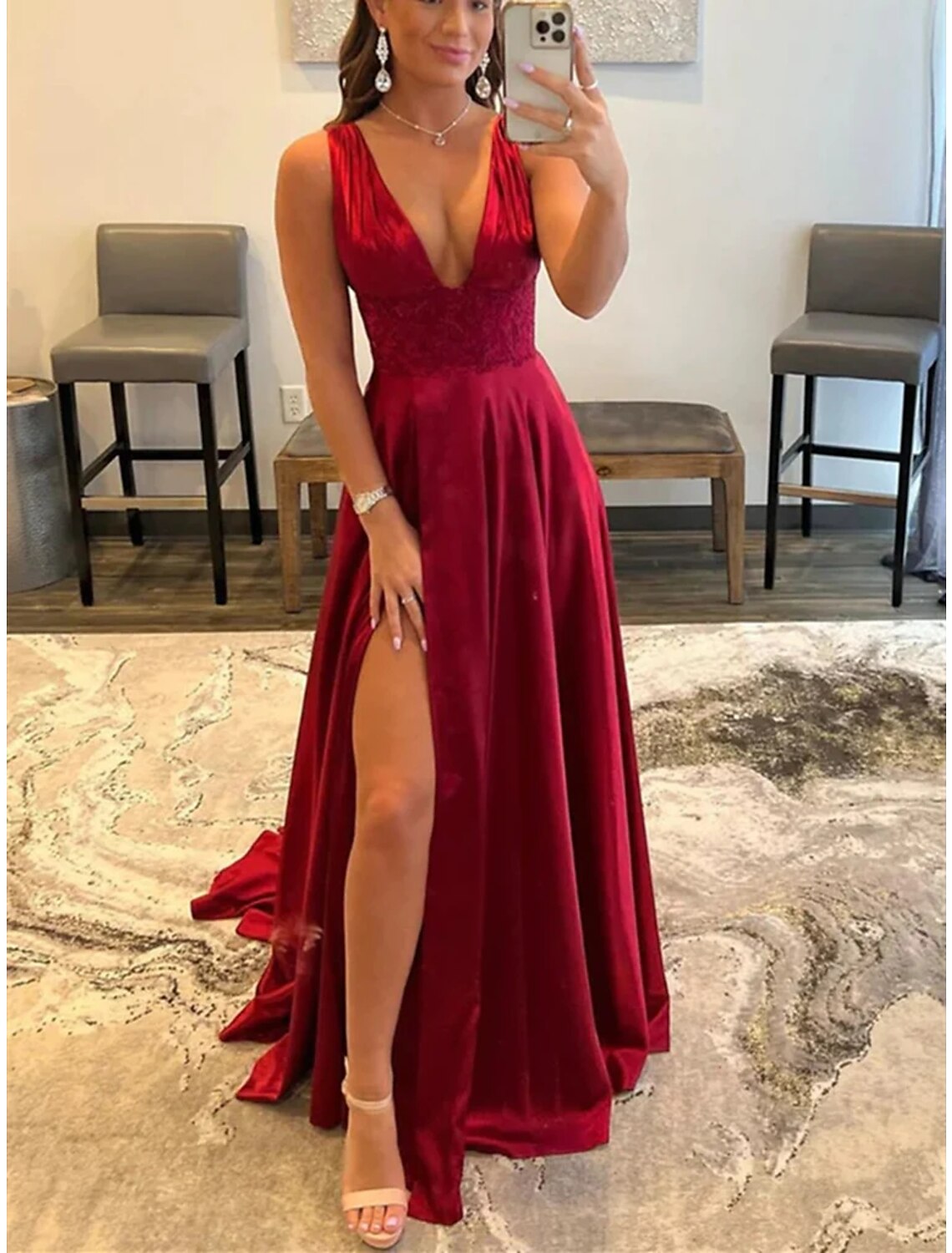 Wholesa A-Line Prom Dresses Vintage Dress Formal Wedding Party Court Train Sleeveless Scoop Neck Lace Backless with Slit