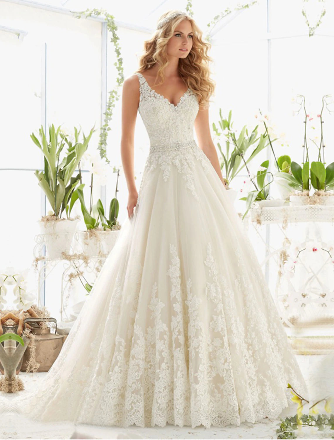 wholesale  Engagement Open Back Sexy Formal Wedding Dresses A-Line V Neck Sleeveless Court Train Lace Bridal Gowns