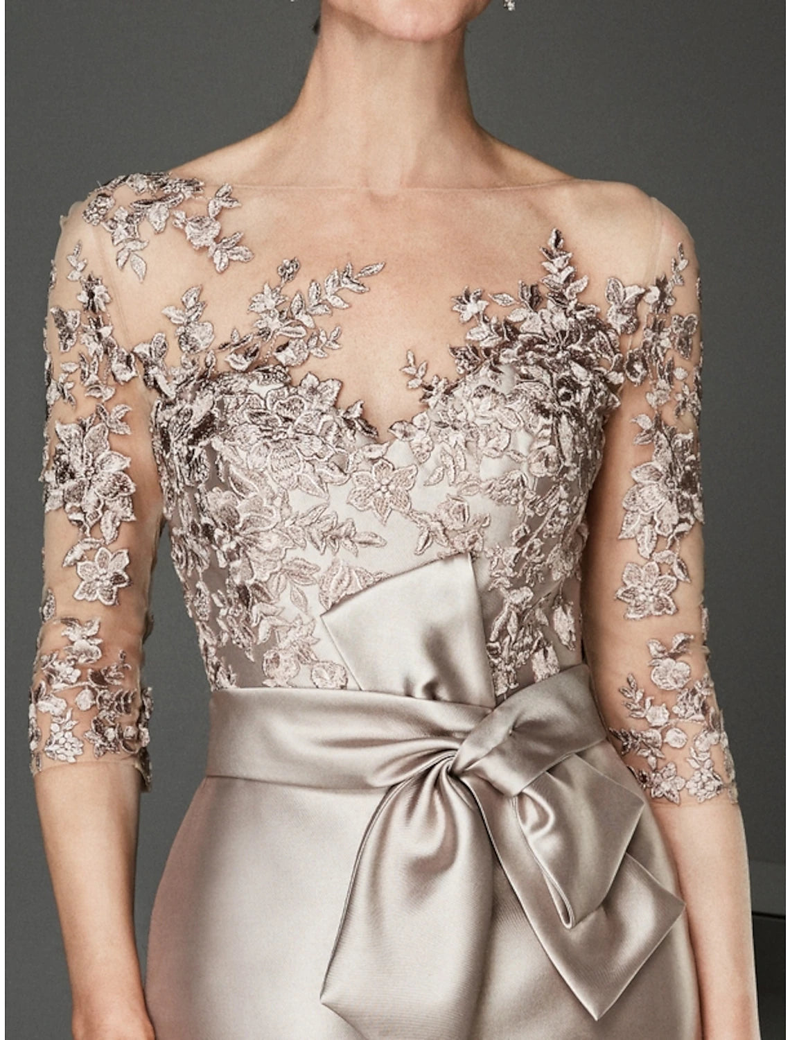 Wholesa Sheath / Column Mother of the Bride Dress Wedding Guest Elegant Plus Size See Through Bateau Neck Knee Length Satin Tulle Half Sleeve with Beading Ruffles