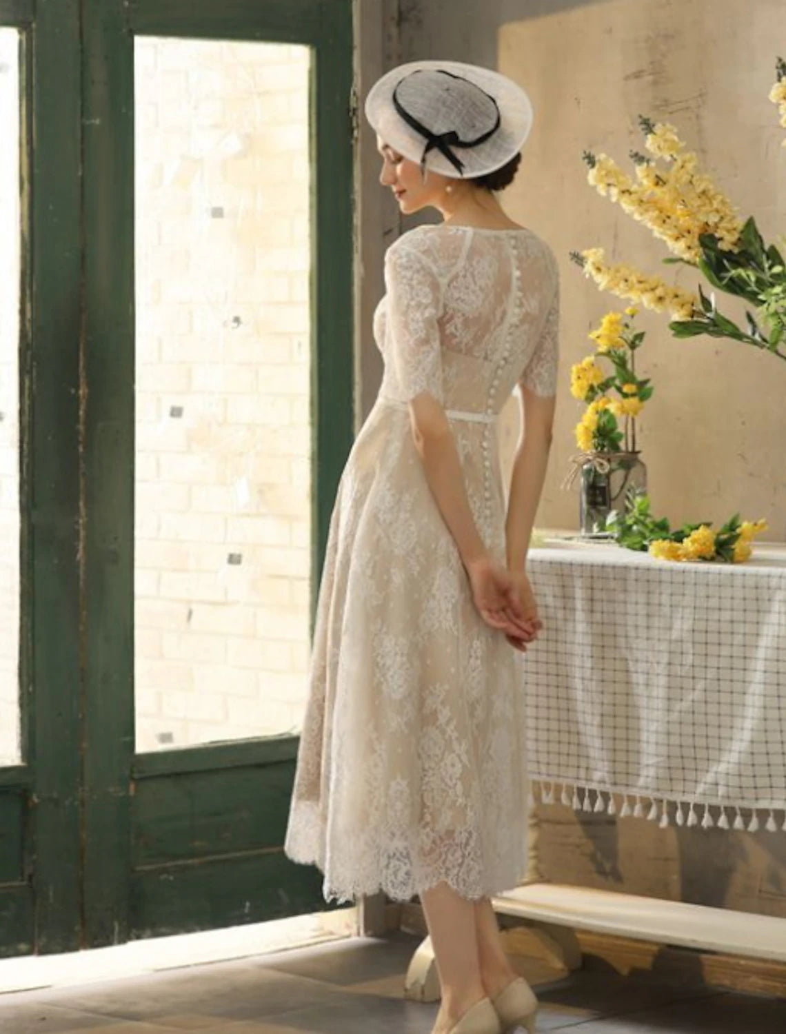 wholesale  Reception Fall Wedding Dresses Little White Dresses in Color A-Line Illusion Neck Half Sleeve Tea Length Lace Bridal Gowns With Sash / Ribbon Appliques Summer Party