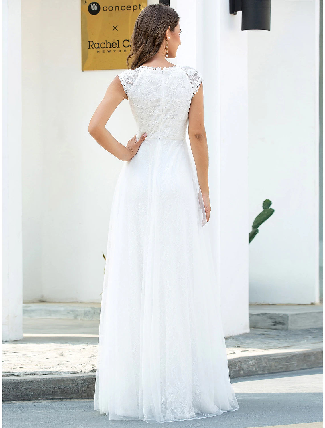 wholesale  Beach Wedding Dresses A-Line V Neck Cap Sleeve Floor Length Lace Bridal Gowns With Lace