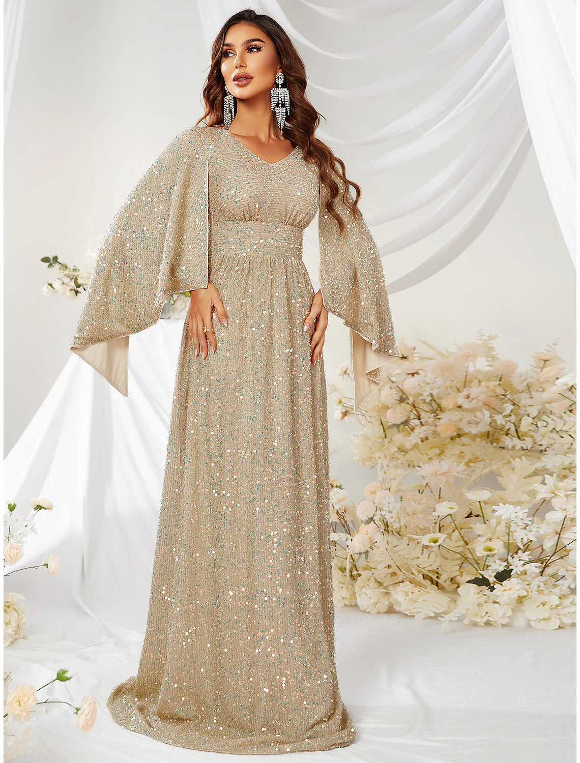 Wholesa A-Line Evening Gown Sparkle & Shine Dress Formal Wedding Sweep / Brush Train Long Sleeve V Neck Capes Polyester with Sequin