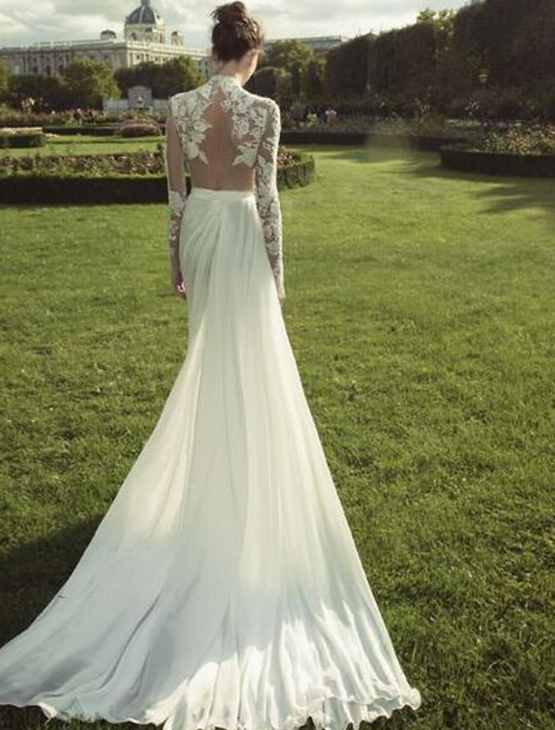 wholesale  Beach Wedding Dresses A-Line High Neck Long Sleeve Court Train Chiffon Bridal Gowns With 2023 Summer Wedding Party, Women's
