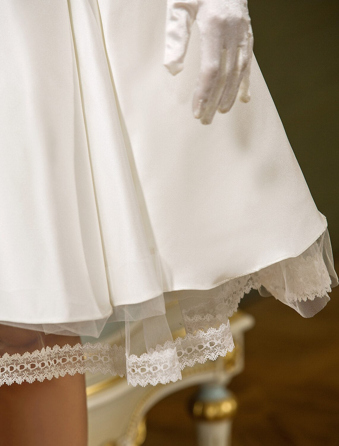 wholesale  Reception Vintage 1940s / 1950s Little White Dresses Wedding Dresses A-Line Sweetheart Cap Sleeve Knee Length Satin Bridal Gowns With Lace Button