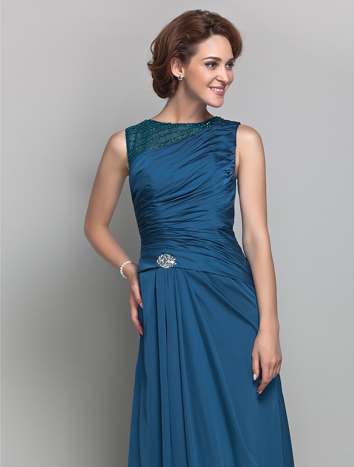 wholesale  Sheath / Column Mother of the Bride Dress Vintage Inspired Jewel Neck Floor Length Satin Chiffon Sleeveless with Beading