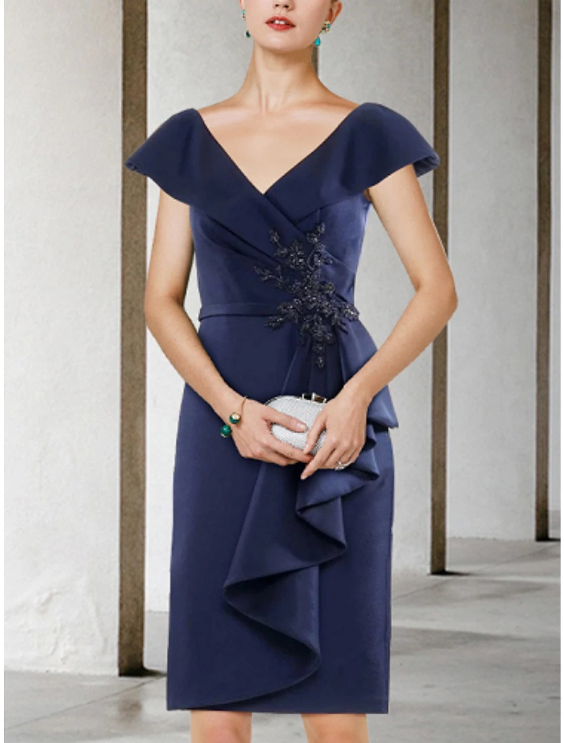 Wholesa A-Line Mother of the Bride Dress Wedding Guest Petite V Neck Short / Mini Stretch Chiffon Short Sleeve with Beading Split Front Ruching