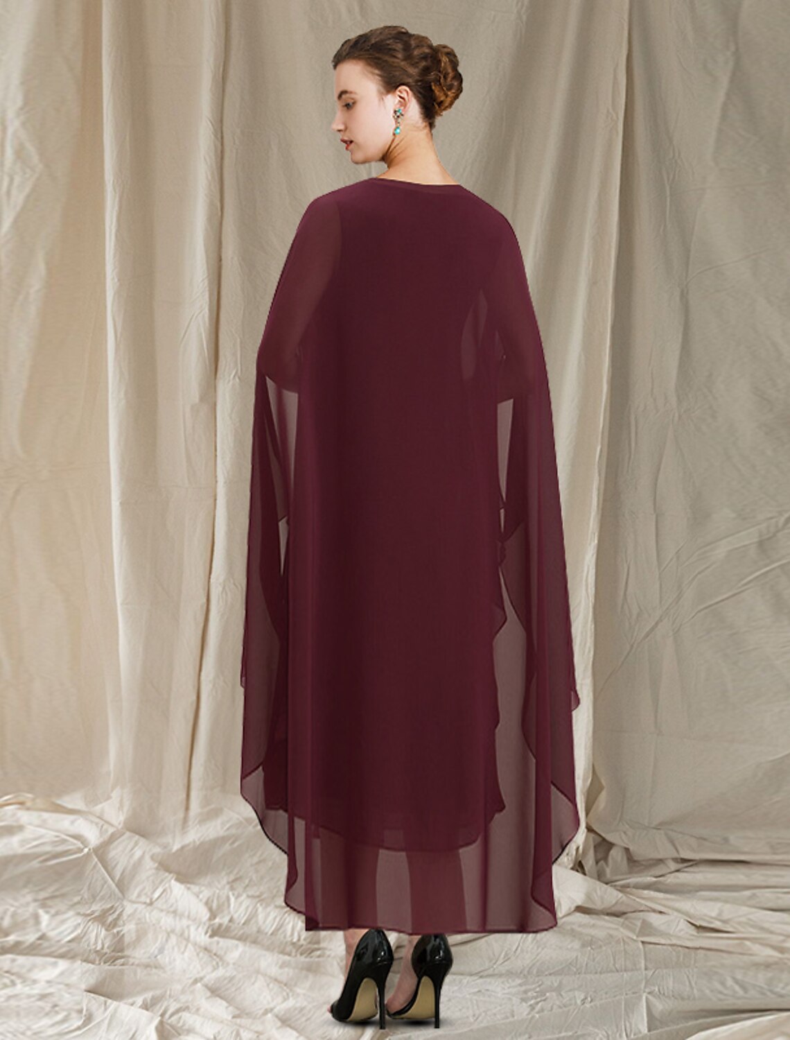 wholesale  Two Piece Sheath / Column Mother of the Bride Dress Elegant Jewel Neck Tea Length Chiffon Sleeveless with Beading