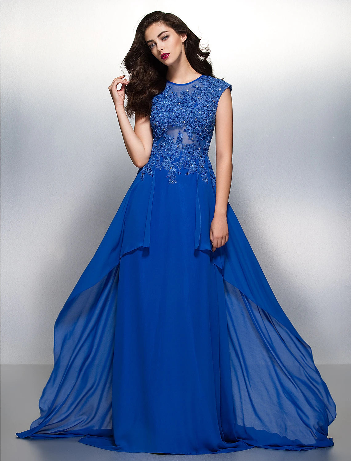 Wholesa Sheath / Column Elegant Floral Formal Evening Wedding Party Dress Illusion Neck Short Sleeve Sweep / Brush Train Chiffon with Appliques