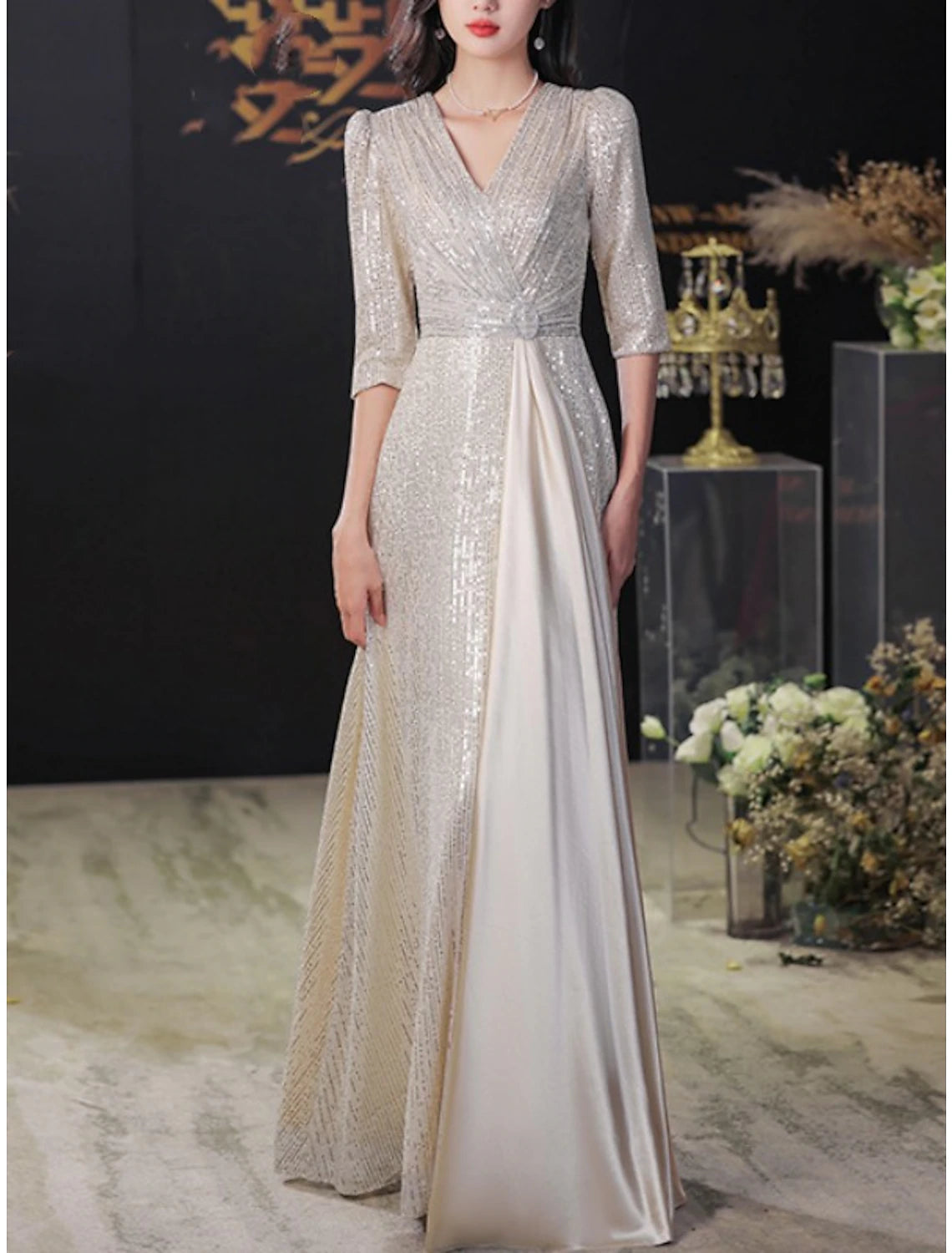 Wholesa  A-Line Mother of the Bride Dress Wedding Guest Sparkle & Shine Elegant Petite V Neck Sweep / Brush Train Sequined Half Sleeve with Pleats Crystal Brooch Fall