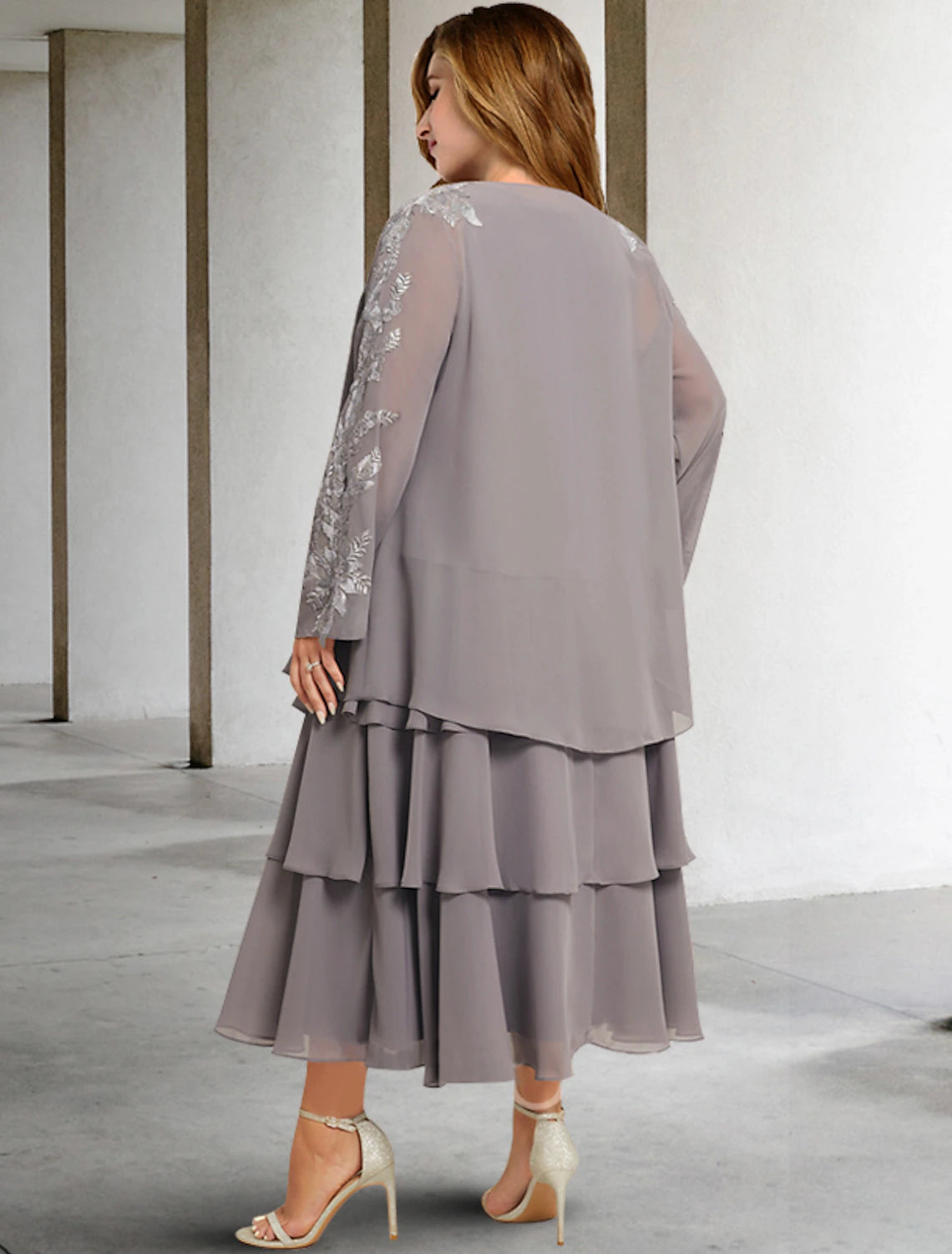 wholesale  Two Piece A-Line Mother of the Bride Dresses Plus Size Hide Belly Curve Elegant Dress Formal Tea Length Sleeveless Jewel Neck Chiffon with Ruffles Appliques