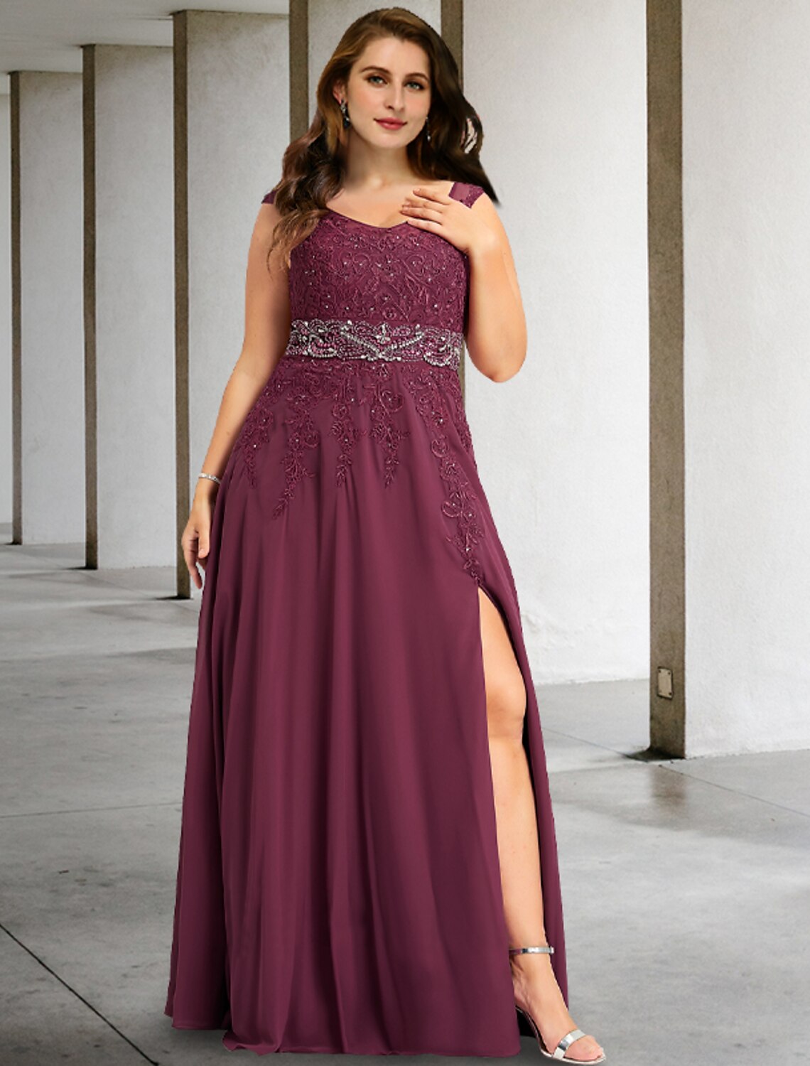 wholesale  A-Line Mother of the Bride Dresses Plus Size Hide Belly Curve Elegant Dress Formal Floor Length Sleeveless V Neck Chiffon with Pearls Beading Slit