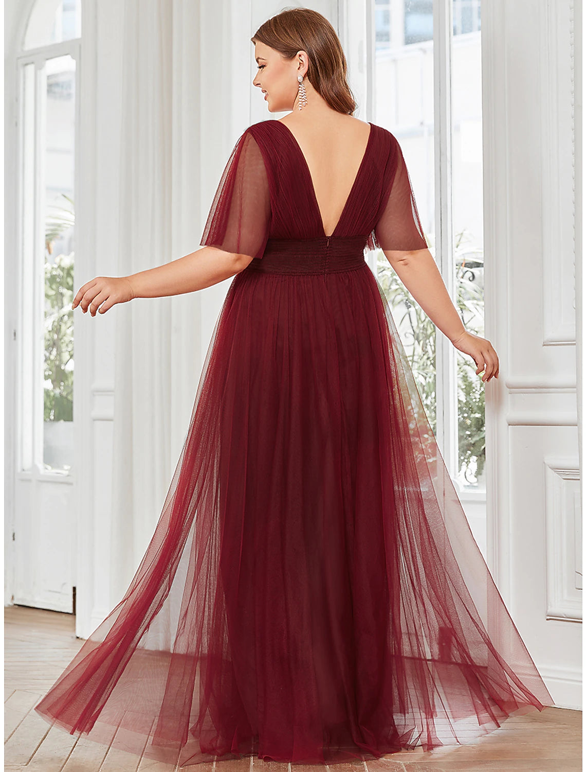 wholesale  A-Line Bridesmaid Dress V Neck Short Sleeve Plus Size Floor Length Tulle with Ruffles / Draping / Tier