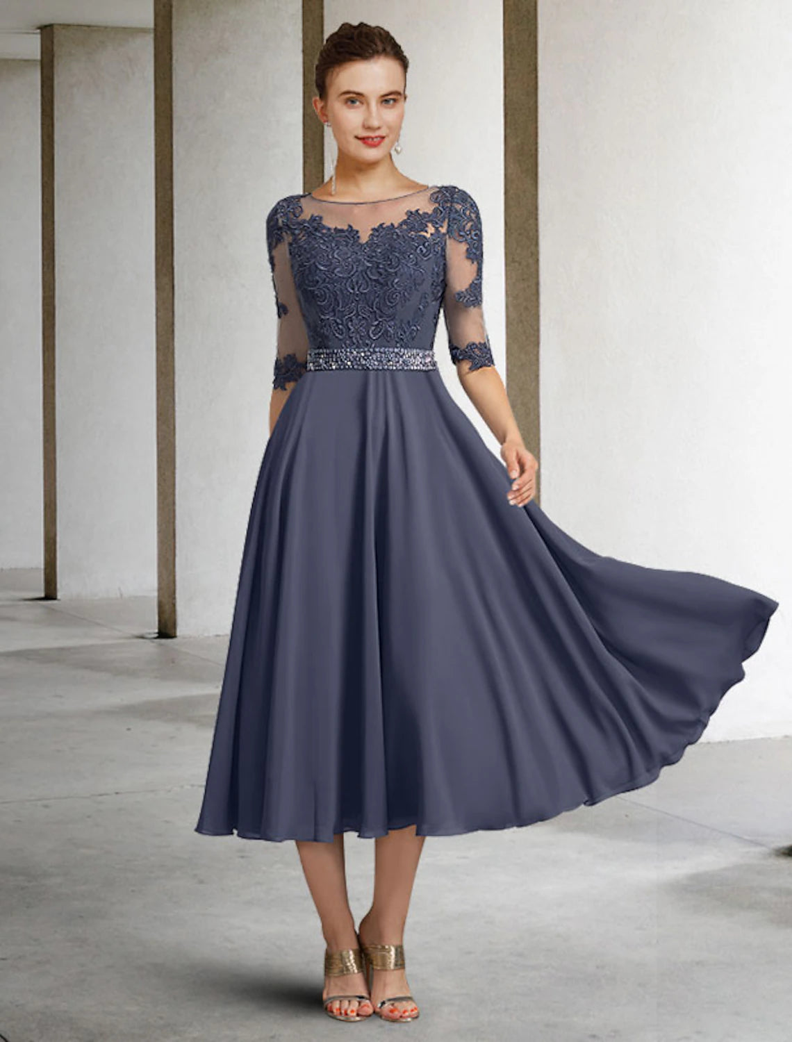 wholesale  A-Line Mother of the Bride Dress Luxurious Elegant Jewel Neck Tea Length Chiffon Lace Tulle Half Sleeve with Crystals Appliques
