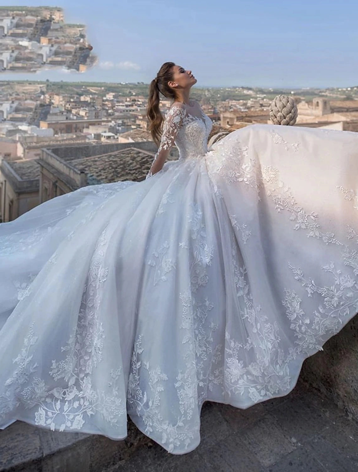 wholesale  Engagement Sexy Fall Formal Wedding Dresses Ball Gown V Neck Long Sleeve Chapel Train Lace Bridal Gowns With Appliques